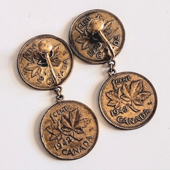 🆕 Vintage Estate 12K Gold Filled Canadian Maple Leaf Copper Penny Earrings - Picture 3 of 7